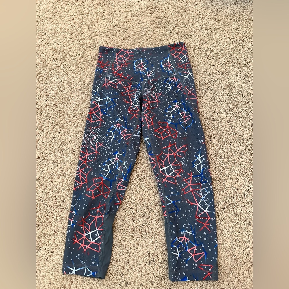 Zella Leggings with Geometric Red and White Design